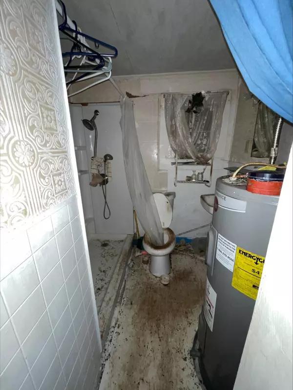 521 E 8th Court, Panama City, FL 32401