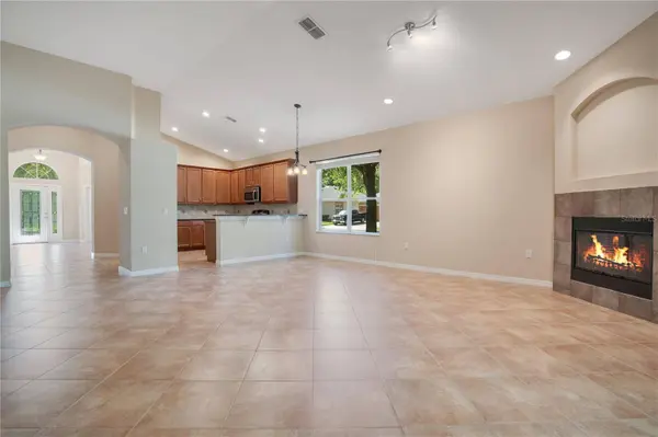 216 HOMESTRETCH BLVD, Deland, FL 32724