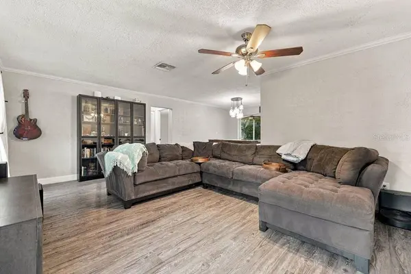 6001 28TH ST S, St Petersburg, FL 33712