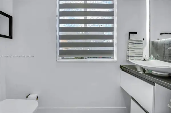 7337 NW 174th Ter #101, Hialeah, FL 33015