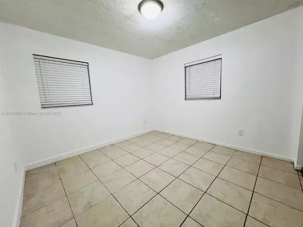 2019 COLMAR AVE, Sebring, FL 33870