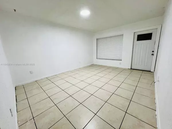 2019 COLMAR AVE, Sebring, FL 33870