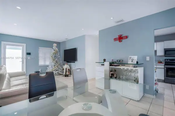 14860 Buchanan St, Miami, FL 33176