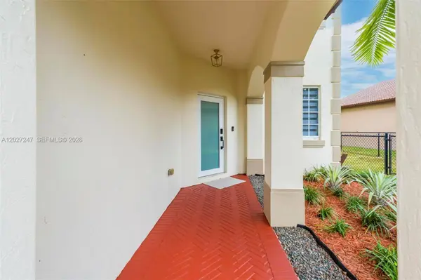 156 SE 22nd Ter, Homestead, FL 33033