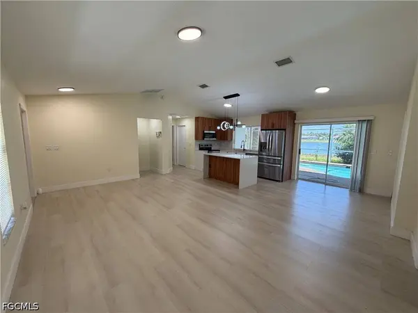 2803 E 5th ST, Lehigh Acres, FL 33972