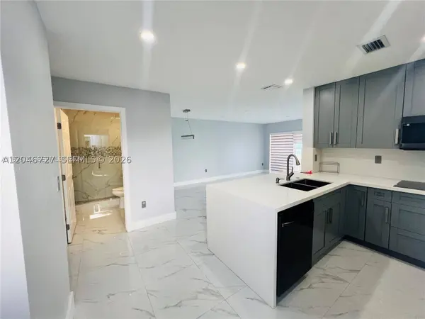 12526 NW 11th Trl #207, Miami, FL 33182