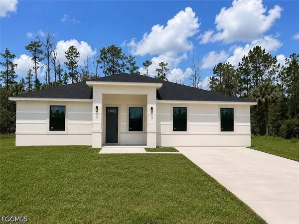 666 Topeka CT, Lehigh Acres, FL 33972