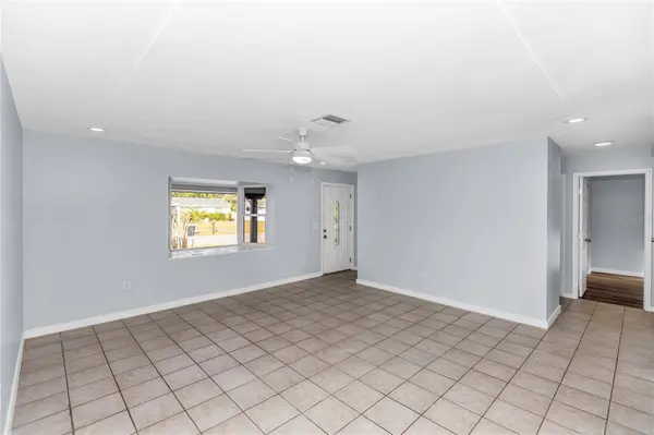 3711 PIPES O THE GLEN WAY, Orlando, FL 32808
