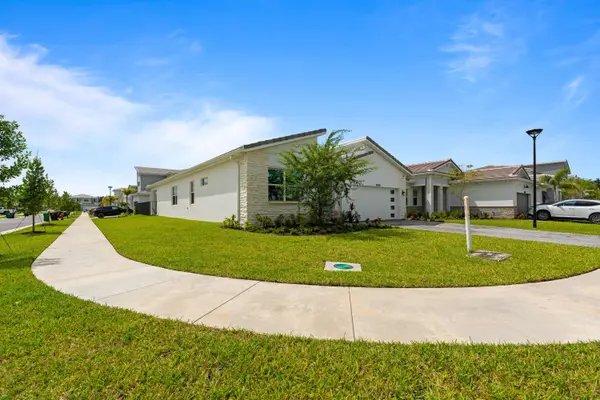 10428 SW Jadewood CT, Port St Lucie, FL 34987