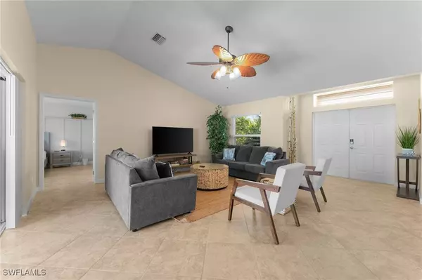 3801 SW 1st LN, Cape Coral, FL 33991