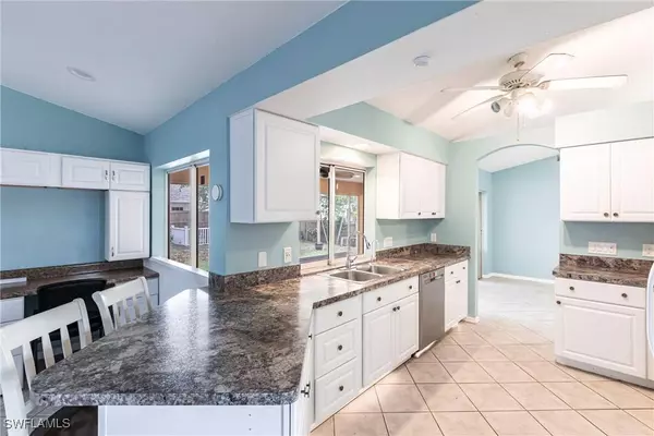 2116 SE 3rd TER, Cape Coral, FL 33990