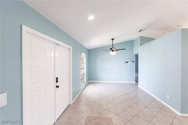 2116 SE 3rd TER, Cape Coral, FL 33990