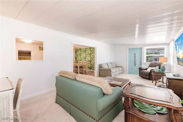 27473 Pauline DR, Bonita Springs, FL 34135