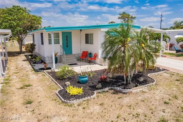 27473 Pauline DR, Bonita Springs, FL 34135