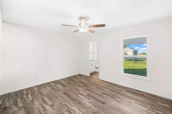 2824 NE 2nd AVE, Cape Coral, FL 33909