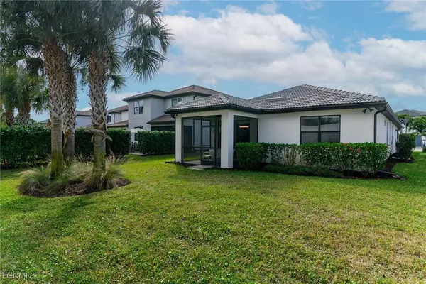 9594 Bexley DR, Fort Myers, FL 33967