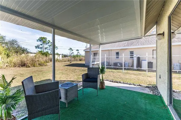 7393-7385 Albany RD, Fort Myers, FL 33967