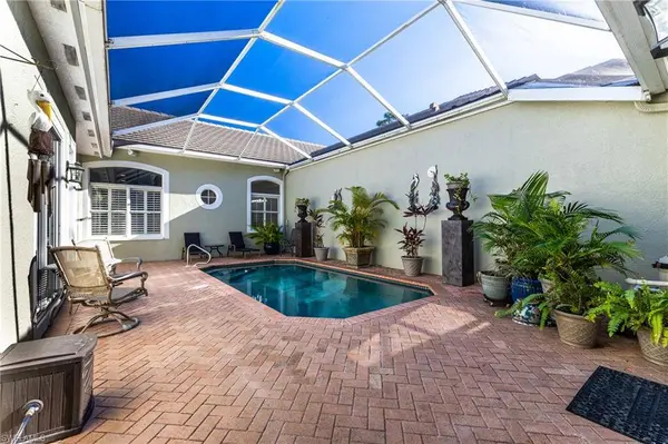 25413 Alicante DR, Bonita Springs, FL 34134