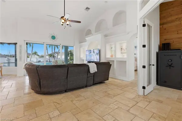 2114 SW 29th TER, Cape Coral, FL 33914