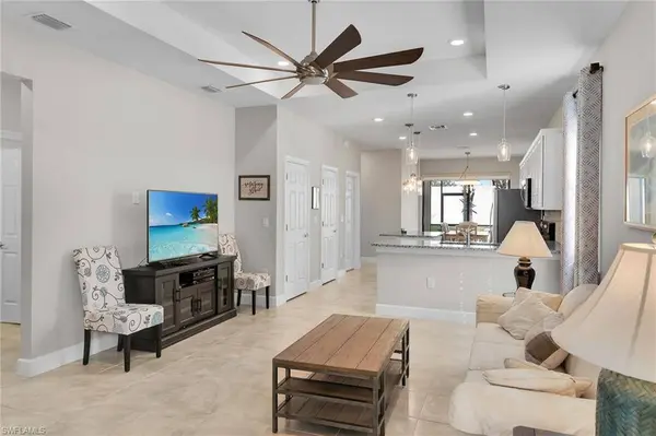 9594 Bexley DR, Fort Myers, FL 33967