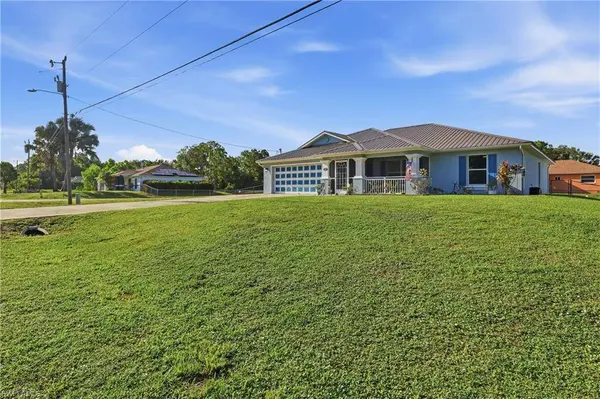 404 Parkdale BLVD, Lehigh Acres, FL 33974