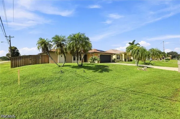 22 SW 13th TER, Cape Coral, FL 33991