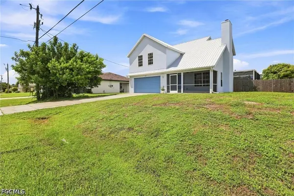 1014 SW 15th AVE, Cape Coral, FL 33991