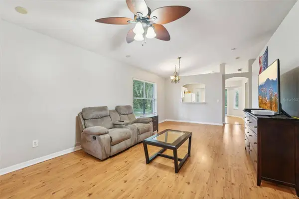 1502 MARSH WOOD DR, Seffner, FL 33584