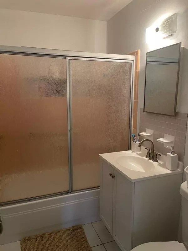 Lehigh Acres, FL 33936-7113,119 Apache St