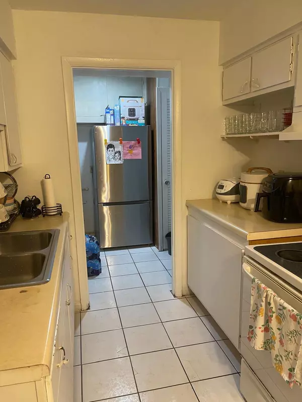 Lehigh Acres, FL 33936-7113,119 Apache St