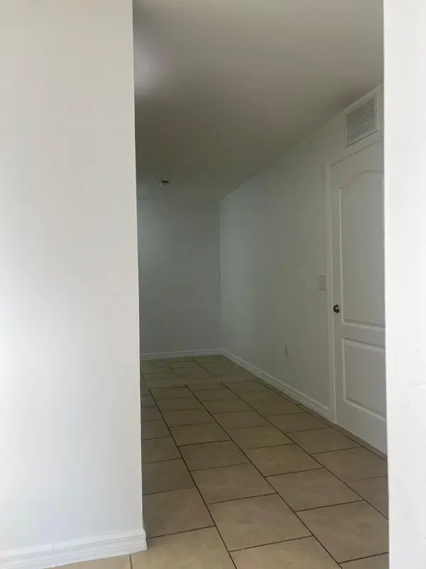 1816 NE 7th Pl, Cape Coral, FL 33909