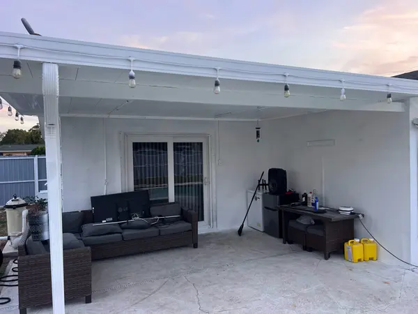 129 E Lake Dr, Lehigh Acres, FL 33936-6907