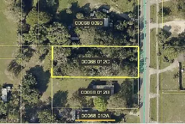 7714 HART DR N, Fort Myers, FL 33917