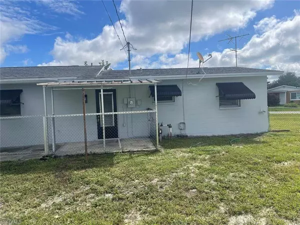 121 Andros ST, Lehigh Acres, FL 33936