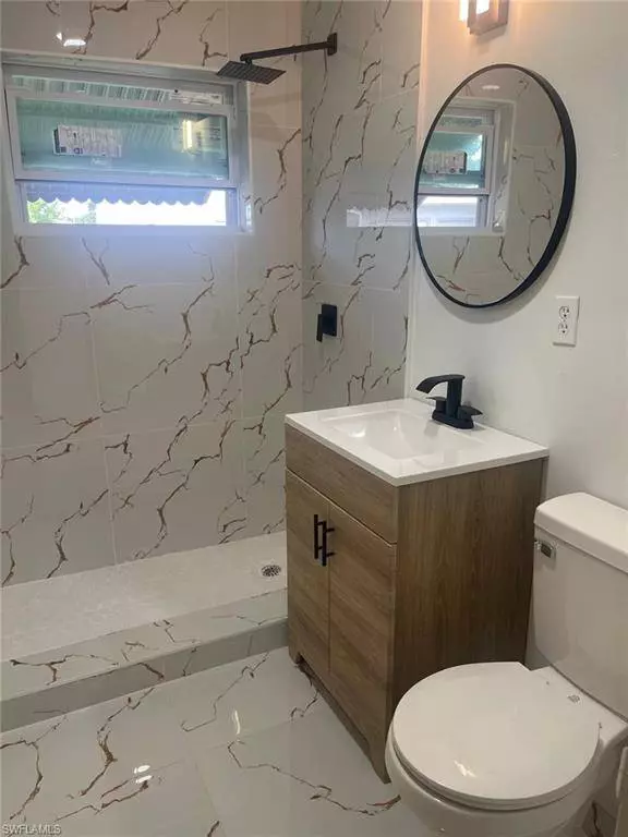 121 Andros ST, Lehigh Acres, FL 33936