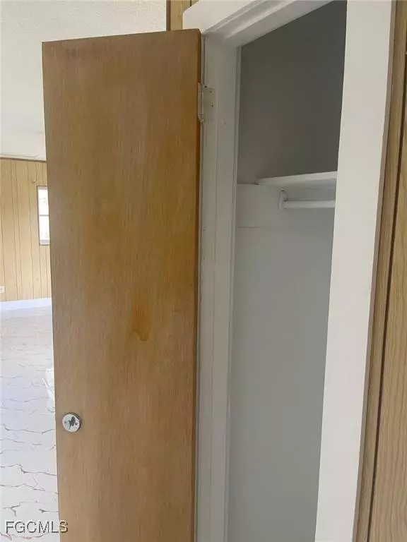 121 Andros ST, Lehigh Acres, FL 33936