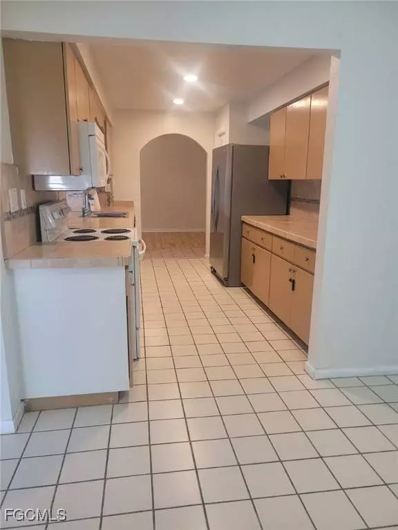 1438 Graham CIR, Lehigh Acres, FL 33936