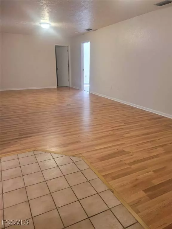 1438 Graham CIR, Lehigh Acres, FL 33936