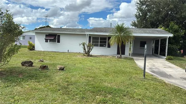 121 Andros ST, Lehigh Acres, FL 33936