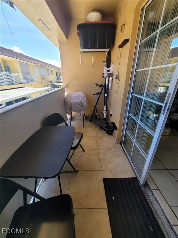 2985 W 80th ST #216, Hialeah, FL 33018