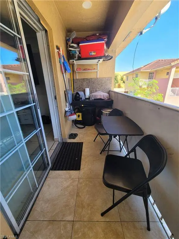 2985 W 80th ST #216, Hialeah, FL 33018