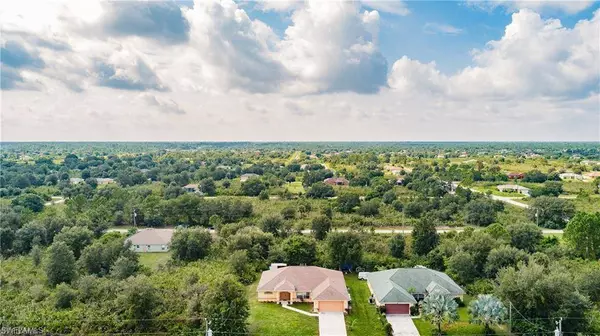 2611 65th ST W, Lehigh Acres, FL 33971