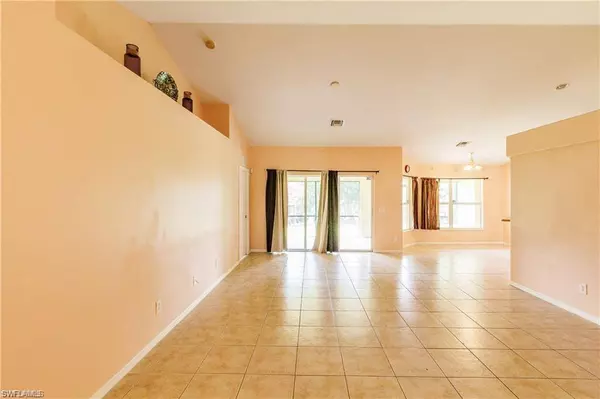 2611 65th ST W, Lehigh Acres, FL 33971