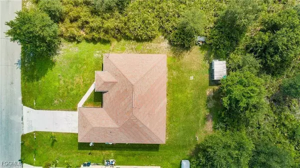 2611 65th ST W, Lehigh Acres, FL 33971