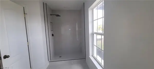 434 Picturesque AVE, Lehigh Acres, FL 33974