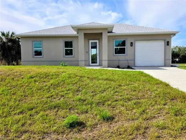 402 Harrison DR, Lehigh Acres, FL 33936