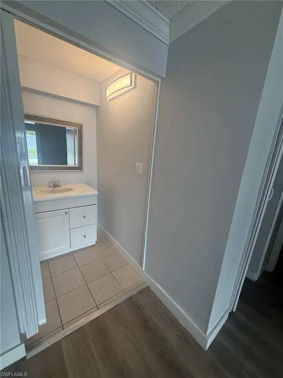 129 E Lake DR, Lehigh Acres, FL 33936