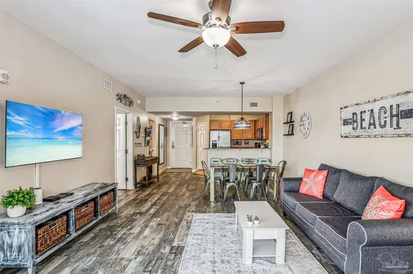 4207 Indian Bayou Trl, Destin, FL 32541