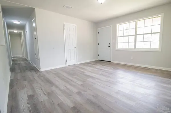 1545 Kyle Dr, Pensacola, FL 32505