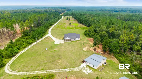3697 Highway 168, Century, FL 32535